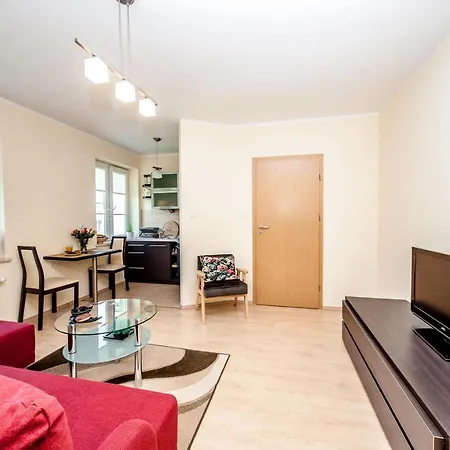 Apartament Wanda W Centrum Kolobrzegu Przy Starowce Apartment Kolobrzeg